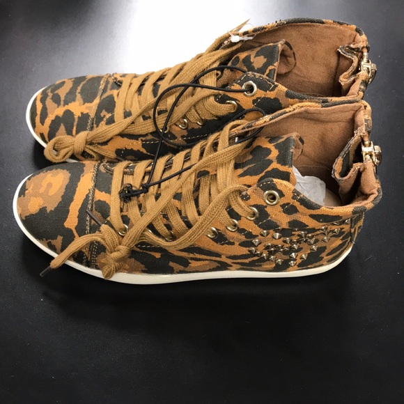 NWT FOREVER 21 ANIMAL PRINT HIGHTOP TENNIS SHOES - Picture 4 of 8